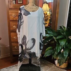 Made in Italy Chic Oversized Floral Silk blend Top or Dress size Large